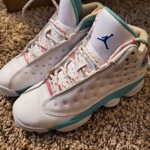 Jordan 13 RetroWhite Soar Green Pink